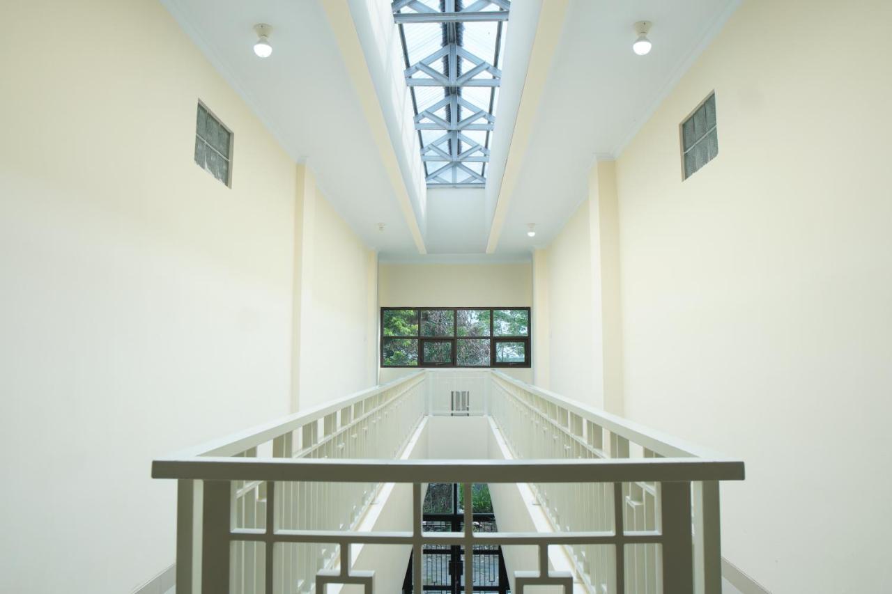 Kost Eksklusif Teduh Hostel Salakan Εξωτερικό φωτογραφία
